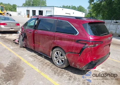 2021 Toyota Sienna Xse from USA, damaged, VIN 5TDDSKFC5MS036942